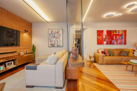 Apartamento à venda com 226m², 4 quartos e 3 vagas