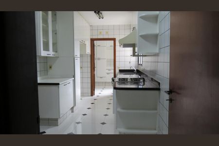 Apartamento à venda com 165m², 4 quartos e 1 vaga