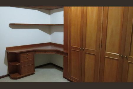 Apartamento à venda com 165m², 4 quartos e 1 vaga
