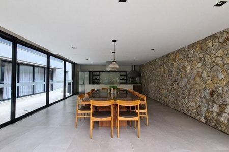 Apartamento à venda com 3 quartos, 146m² em Sumaré, São Paulo