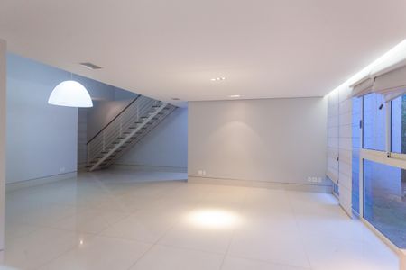 Sala de casa de condomínio à venda com 4 quartos, 435m² em Bosque da Ribeira, Nova Lima