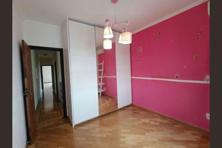 Casa à venda com 3 quartos, 168m² em Rio Pequeno, São Paulo