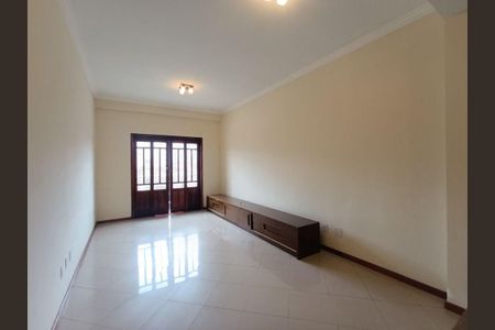 Casa à venda com 3 quartos, 168m² em Rio Pequeno, São Paulo