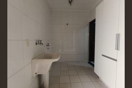 Casa à venda com 3 quartos, 168m² em Rio Pequeno, São Paulo