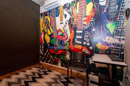 Casa à venda com 3 quartos, 230m² em Vila Nova Conceição, São Paulo