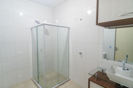 Banheiro Social de casa para alugar com 1 quarto, 30m² em Jabaquara, São Paulo