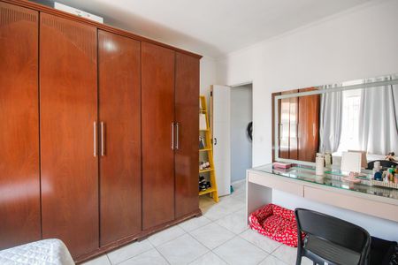 Casa à venda com 130m², 3 quartos e 2 vagas Casa à venda com 130m², 3 quartos e 2 vagasQuarto 2