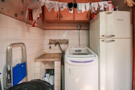 Casa à venda com 130m², 3 quartos e 2 vagas Casa à venda com 130m², 3 quartos e 2 vagasLavanderia