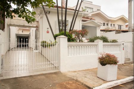 Casa à venda com 120m², 2 quartos e 5 vagasFachada