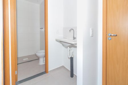 Apartamento à venda com 37m², 2 quartos e sem vaga Apartamento à venda com 37m², 2 quartos e sem vagaBanheiro