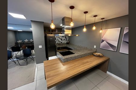 Apartamento à venda com 41m², 2 quartos e 1 vaga Apartamento à venda com 41m², 2 quartos e 1 vagaÁrea comum - Espaço Gourmet