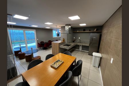 Apartamento à venda com 41m², 2 quartos e 1 vaga Apartamento à venda com 41m², 2 quartos e 1 vagaÁrea comum - Salão de festas