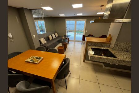 Apartamento à venda com 41m², 2 quartos e 1 vaga Apartamento à venda com 41m², 2 quartos e 1 vagaÁrea comum - Espaço Gourmet