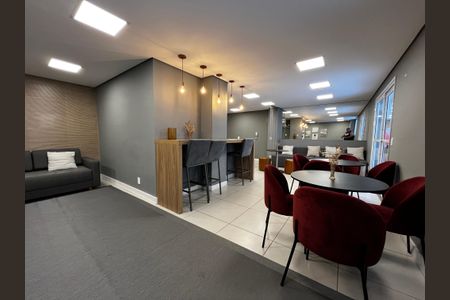 Apartamento à venda com 41m², 2 quartos e 1 vaga Apartamento à venda com 41m², 2 quartos e 1 vagaÁrea comum - Salão de festas