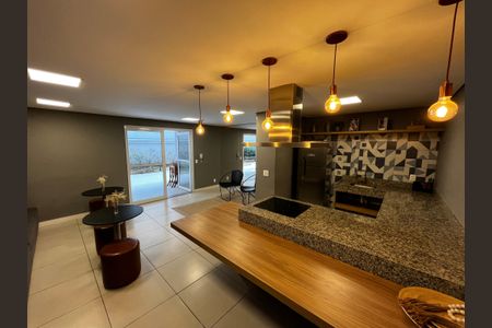 Apartamento à venda com 41m², 2 quartos e 1 vaga Apartamento à venda com 41m², 2 quartos e 1 vagaÁrea comum - Espaço Gourmet