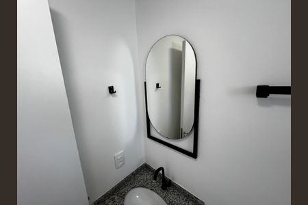 Apartamento à venda com 41m², 2 quartos e 1 vaga Apartamento à venda com 41m², 2 quartos e 1 vagaBanheiro Social