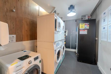 Studio à venda com 33m², 1 quarto e 1 vaga Studio à venda com 33m², 1 quarto e 1 vagaÁrea de Serviço