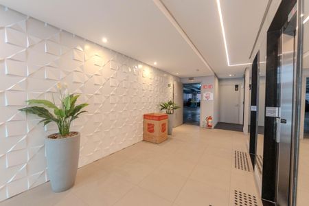 Studio à venda com 33m², 1 quarto e 1 vaga Studio à venda com 33m², 1 quarto e 1 vagaÁrea comum