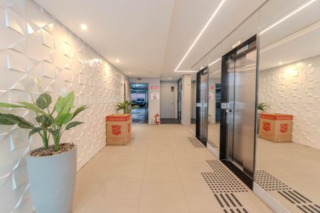 Studio à venda com 33m², 1 quarto e 1 vaga Studio à venda com 33m², 1 quarto e 1 vagaÁrea comum