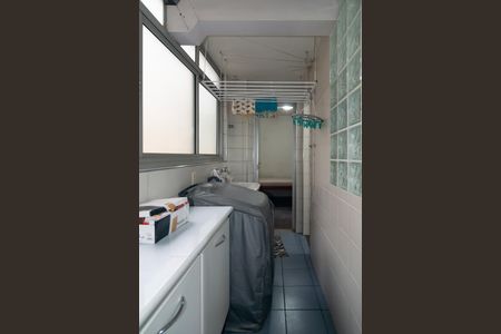 Apartamento para alugar com 110m², 2 quartos e 1 vagaÁrea de Serviço