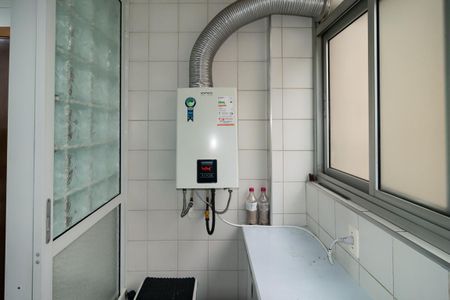 Apartamento para alugar com 110m², 2 quartos e 1 vagaÁrea de Serviço