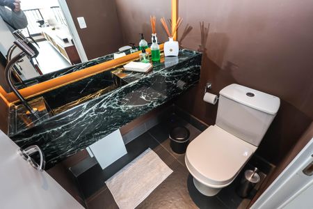 Apartamento à venda com 94m², 2 quartos e 2 vagas Apartamento à venda com 94m², 2 quartos e 2 vagasLavabo