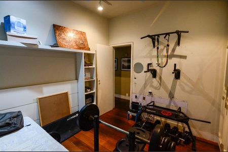 Apartamento à venda com 226m², 5 quartos e 2 vagas Apartamento à venda com 226m², 5 quartos e 2 vagasQuarto 3