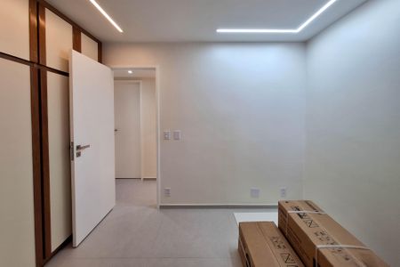 Quarto 1 de apartamento para alugar com 3 quartos, 100m² em  Icaraí, Niterói