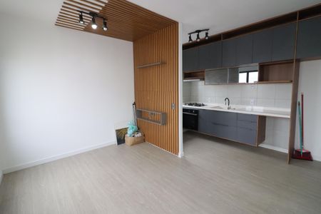 Sala de apartamento para alugar com 1 quarto, 36m² em Presidente Altino, Osasco