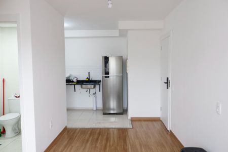Apartamento à venda com 46m², 2 quartos e 1 vaga Apartamento à venda com 46m², 2 quartos e 1 vagaSala