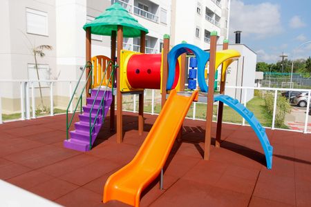 Apartamento à venda com 46m², 2 quartos e 1 vaga Apartamento à venda com 46m², 2 quartos e 1 vagaÁrea comum - Playground