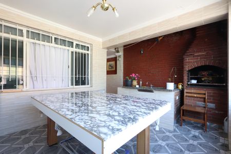 Casa à venda com 150m², 3 quartos e 1 vagaÁrea comum