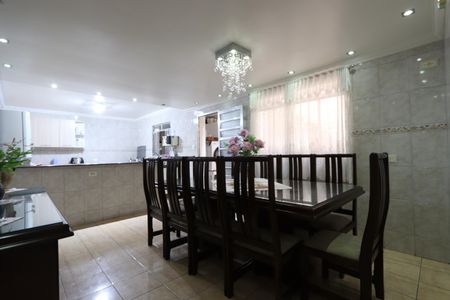 Casa à venda com 150m², 3 quartos e 1 vagaCopa