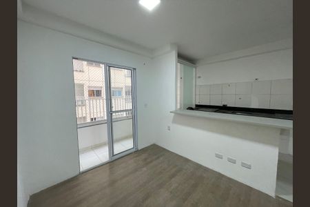 Sala de apartamento para alugar com 2 quartos, 52m² em Cemucam, Cotia