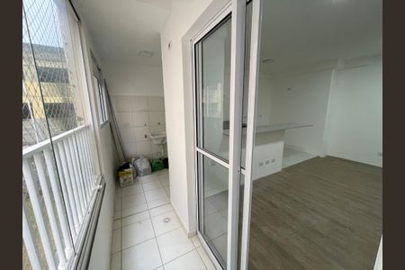 Varanda de apartamento para alugar com 2 quartos, 52m² em Cemucam, Cotia