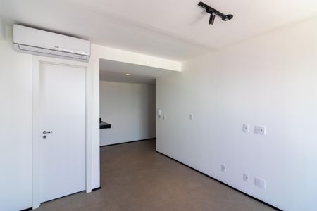Studio de kitnet/studio para alugar com 1 quarto, 28m² em Indianópolis, São Paulo