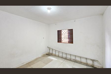 Quarto de casa à venda com 1 quarto, 300m² em Rochdale, Osasco
