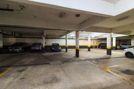 Apartamento para alugar com 56m², 2 quartos e 1 vaga Apartamento para alugar com 56m², 2 quartos e 1 vagaEstacionamento