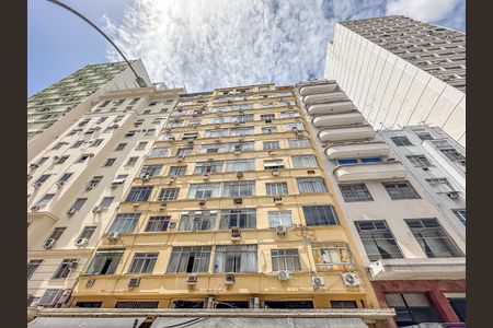 Studio à venda com 22m², 1 quarto e sem vaga Studio à venda com 22m², 1 quarto e sem vagaFachada