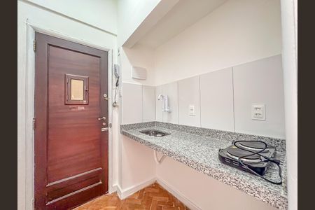 Studio à venda com 22m², 1 quarto e sem vaga Studio à venda com 22m², 1 quarto e sem vagaCozinha