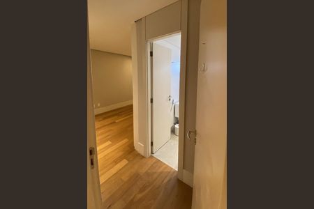 Apartamento à venda com 258m², 3 quartos e 4 vagas