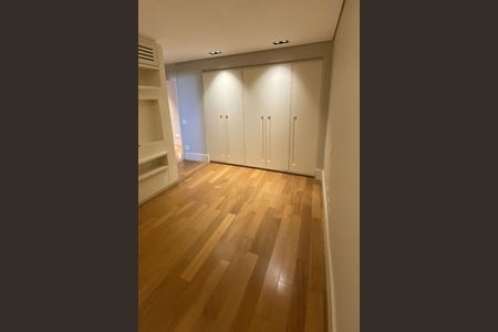 Apartamento à venda com 258m², 3 quartos e 4 vagas