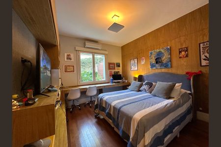 Casa à venda com 420m², 4 quartos e 5 vagas