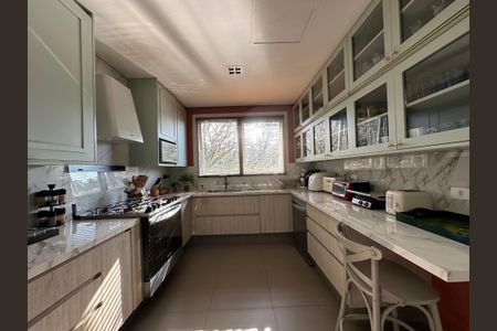 Casa à venda com 420m², 4 quartos e 5 vagas