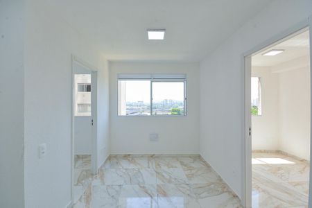 Sala de apartamento para alugar com 2 quartos, 33m² em Veleiros, São Paulo