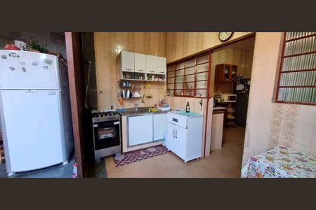 Casa à venda com 257m², 3 quartos e 2 vagas