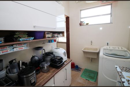 Apartamento à venda com 67m², 2 quartos e 1 vagaÁrea de Serviço