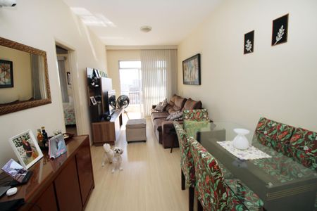 Sala de apartamento à venda com 2 quartos, 67m² em Olaria, Rio de Janeiro