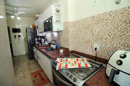 Apartamento à venda com 67m², 2 quartos e 1 vagaCozinha