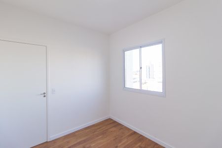 Quarto 1 de apartamento para alugar com 2 quartos, 45m² em Quitaúna, Osasco